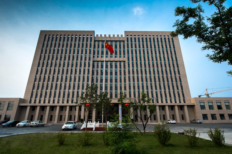 42四平市中级人民法院审讯综合楼.jpg